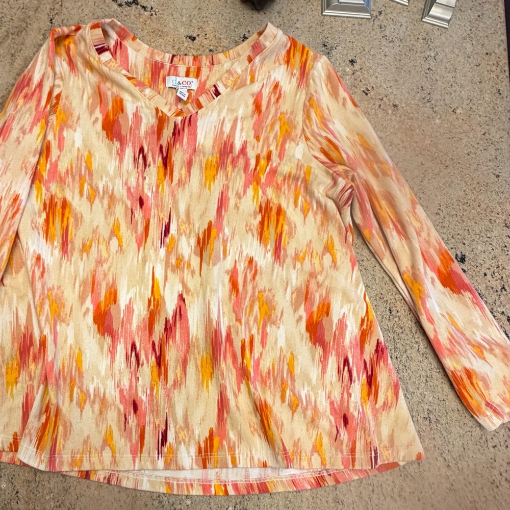 Denim & Co heavenly jersey size large swing long sleeve orange geometric print t